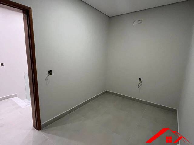 #239 - Casa para Venda em Barueri - SP - 3
