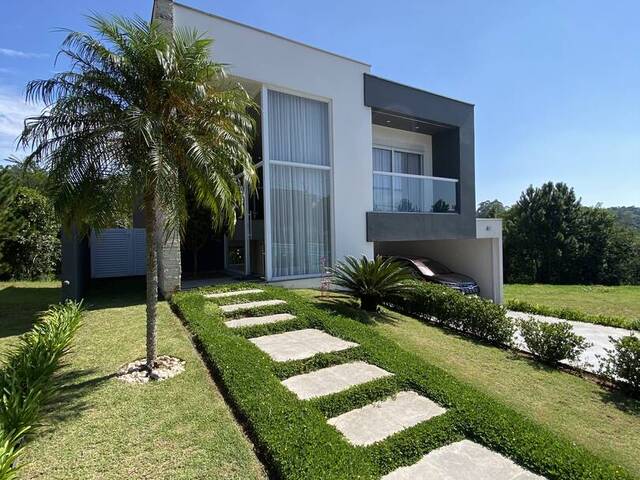 Casa para Venda em Santana de Parnaíba - 2