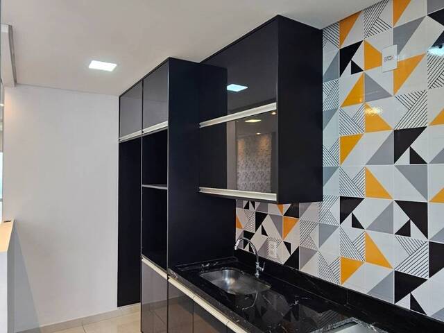 #204 - Apartamento para Venda em Barueri - SP - 2