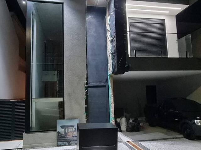 #382 - Casa para Venda em Santana de Parnaíba - SP - 2