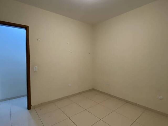 Casa para Locação em Barueri - 2