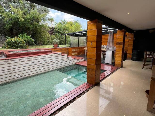 #527 - Casa para Venda em Barueri - SP - 2