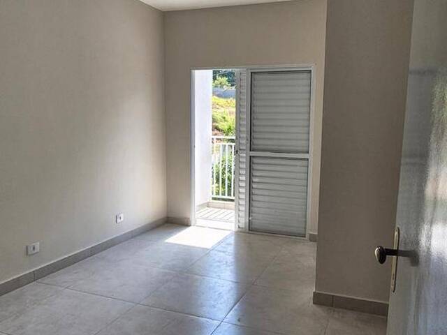 #726 - Casa para Venda em Araçariguama - SP - 3