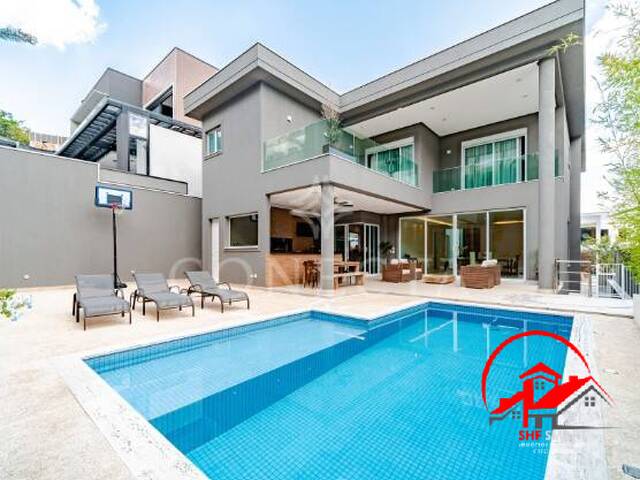 Casa para Venda em Santana de Parnaíba - 2