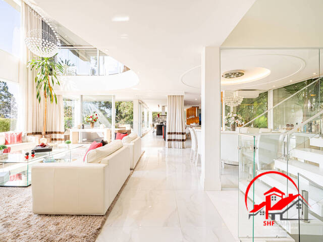 Casa para Venda em Santana de Parnaíba - 3