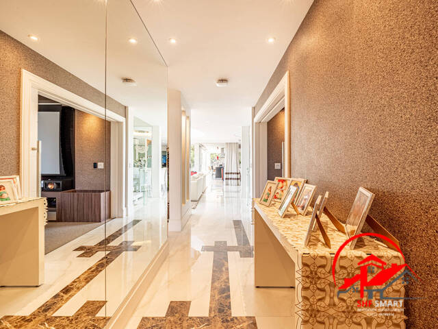 Casa para Venda em Santana de Parnaíba - 4