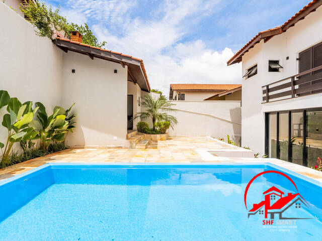 Casa para Venda em Santana de Parnaíba - 5