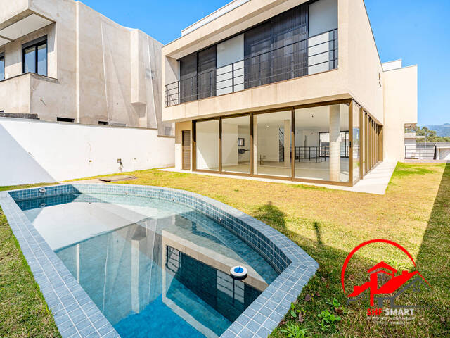 Casa para Venda em Santana de Parnaíba - 2