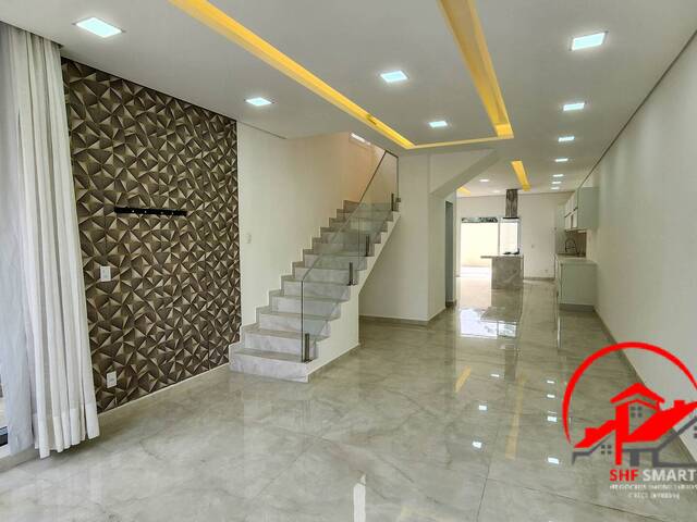 Casa para Venda em Santana de Parnaíba - 3