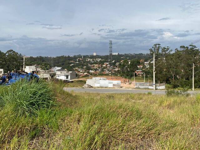 Terreno para Venda em Jandira - 2