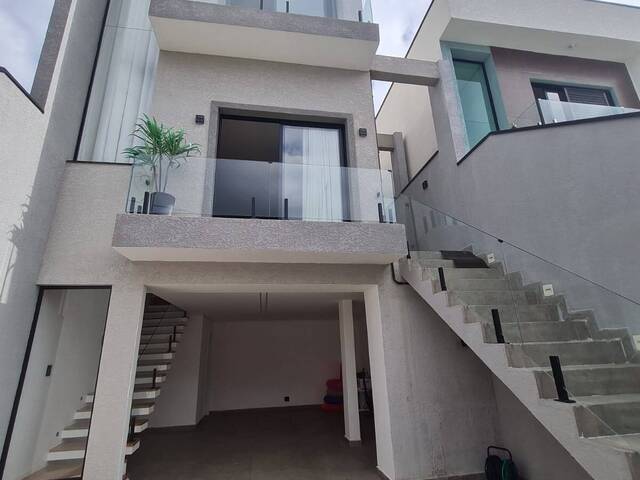 Casa para Venda em Santana de Parnaíba - 2
