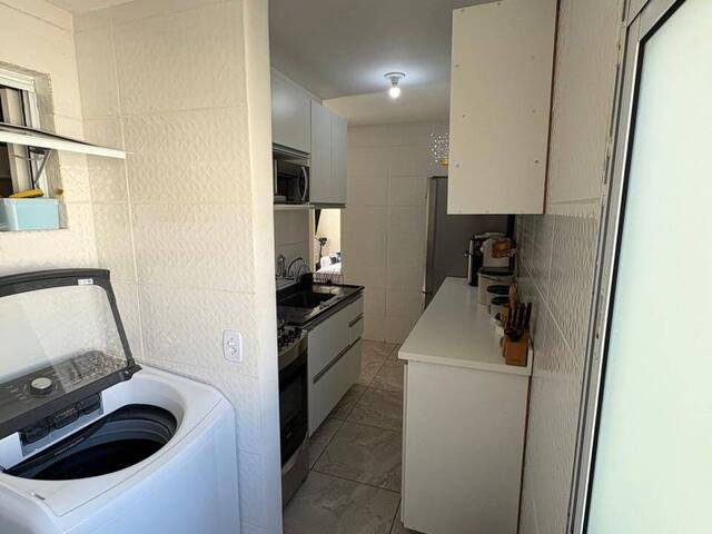 Apartamento para Venda em Carapicuíba - 4