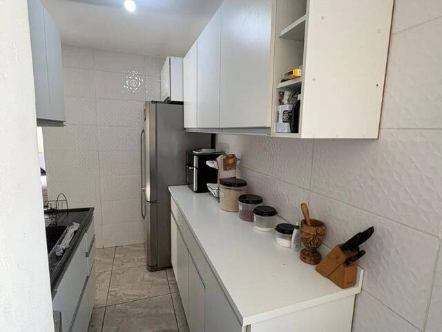Apartamento para Venda em Carapicuíba - 2