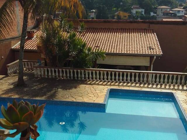 Casa para Venda em Santana de Parnaíba - 2